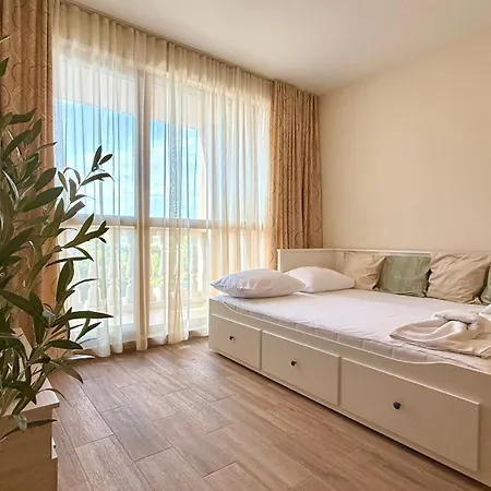 Bratanov Cascadas Family Apartment