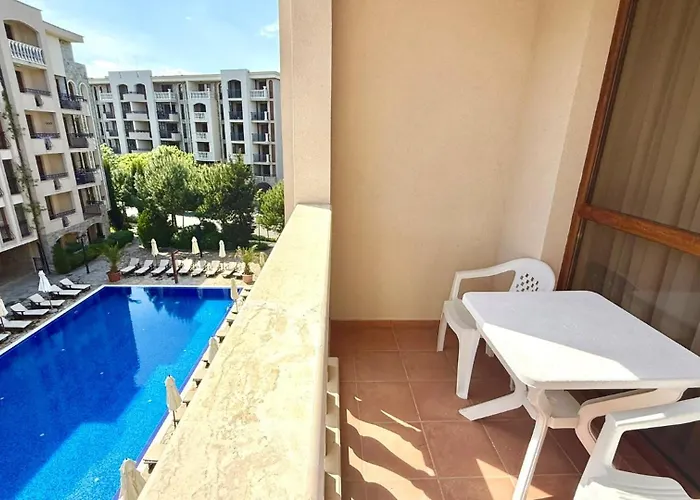 Апартаменти Bratanov Cascadas Family Сонячний Берег