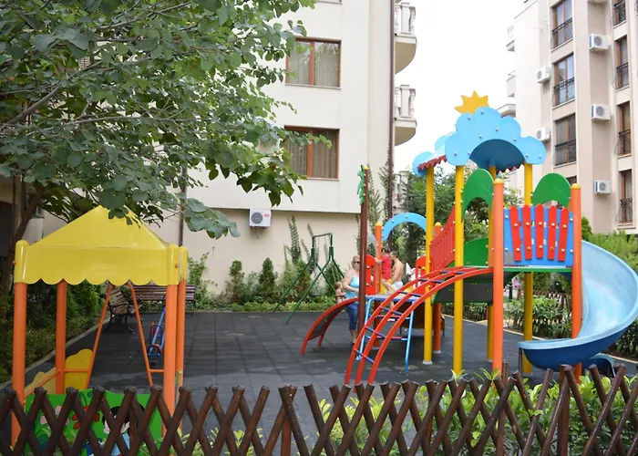 Bratanov Cascadas Family * Сонячний Берег