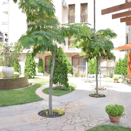 Bratanov Cascadas Family Апартамент Слънчев бряг