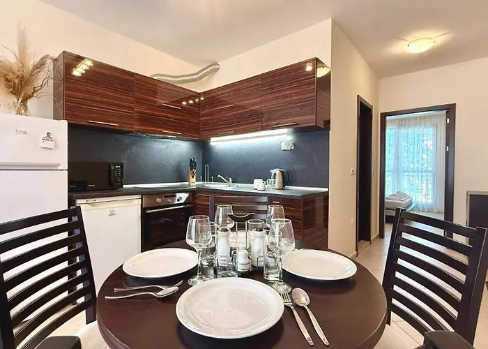 Апартамент Bratanov Cascadas Family Слънчев бряг