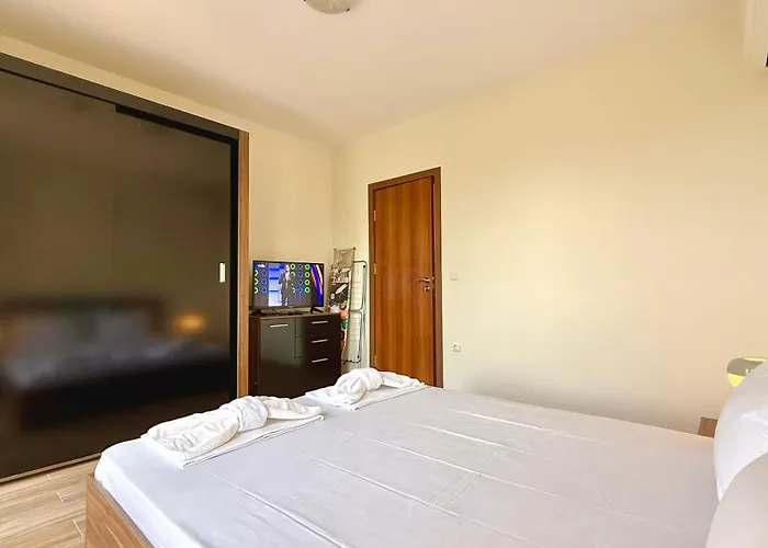 Bratanov Cascadas Family Appartamento *