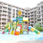 Bratanov Cascadas Family Apartamento *