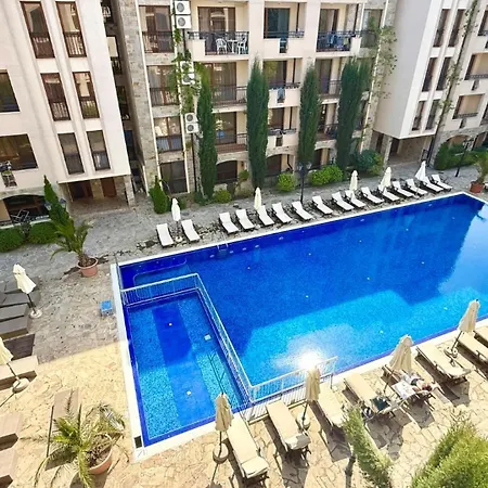 Bratanov Cascadas Family * סאני ביץ'