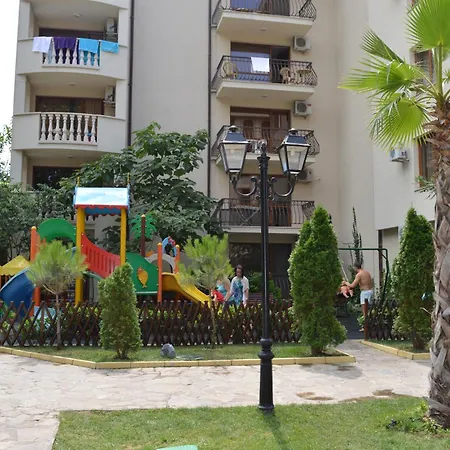 Bratanov Cascadas Family *