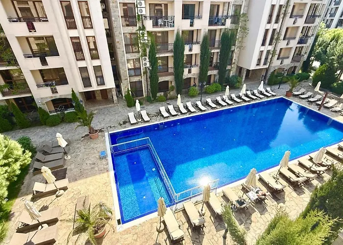 Bratanov Cascadas Family * סאני ביץ'