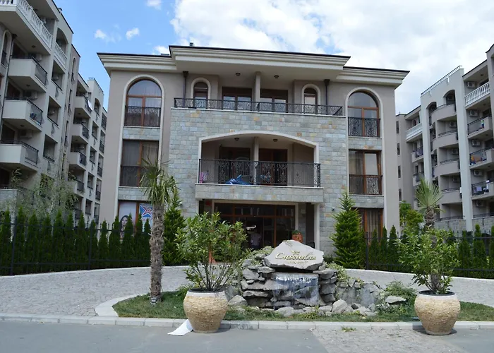 Bratanov Cascadas Family סאני ביץ'