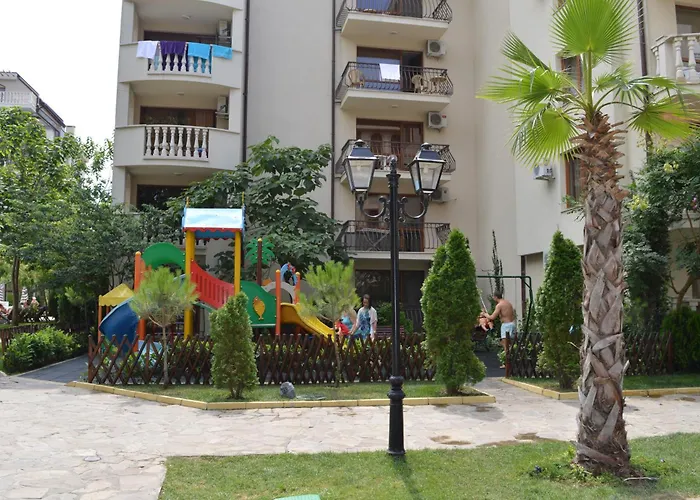 Bratanov Cascadas Family *