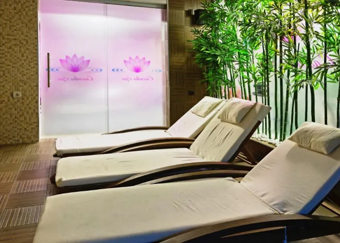 Bratanov Cascadas Family דירה *